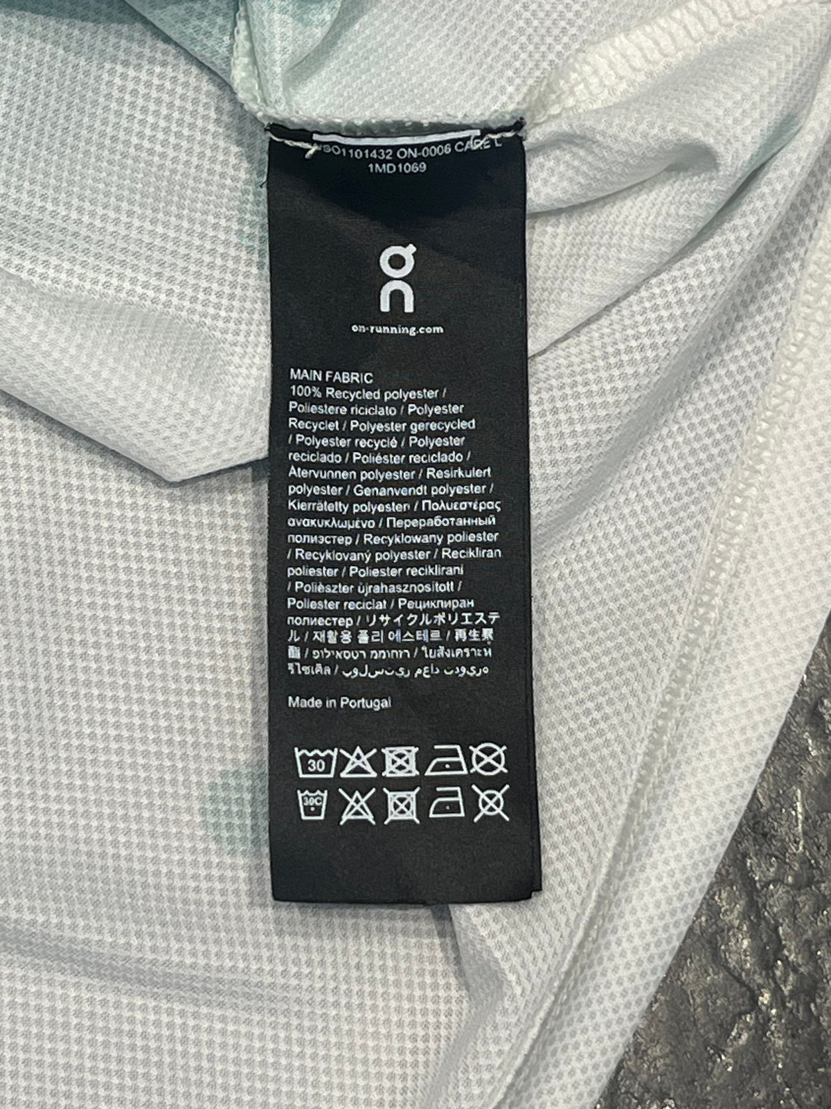 Green/White On X Distance Men’s Racing Singlet