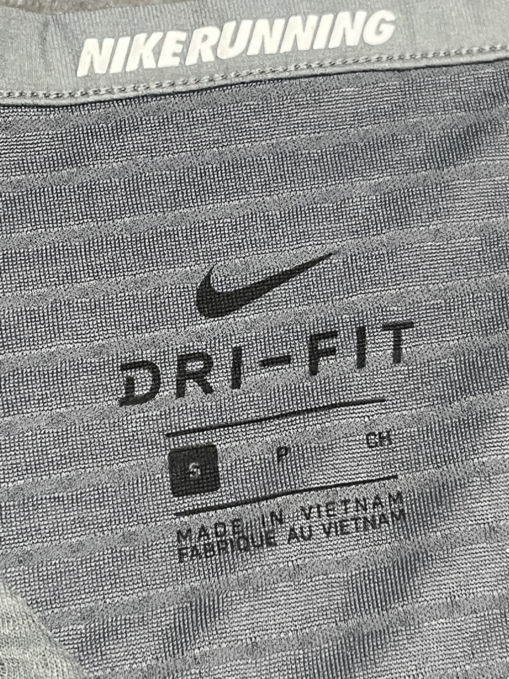 Grey Nike Men’s Dri Fit Rise 365 Miler Running Vest