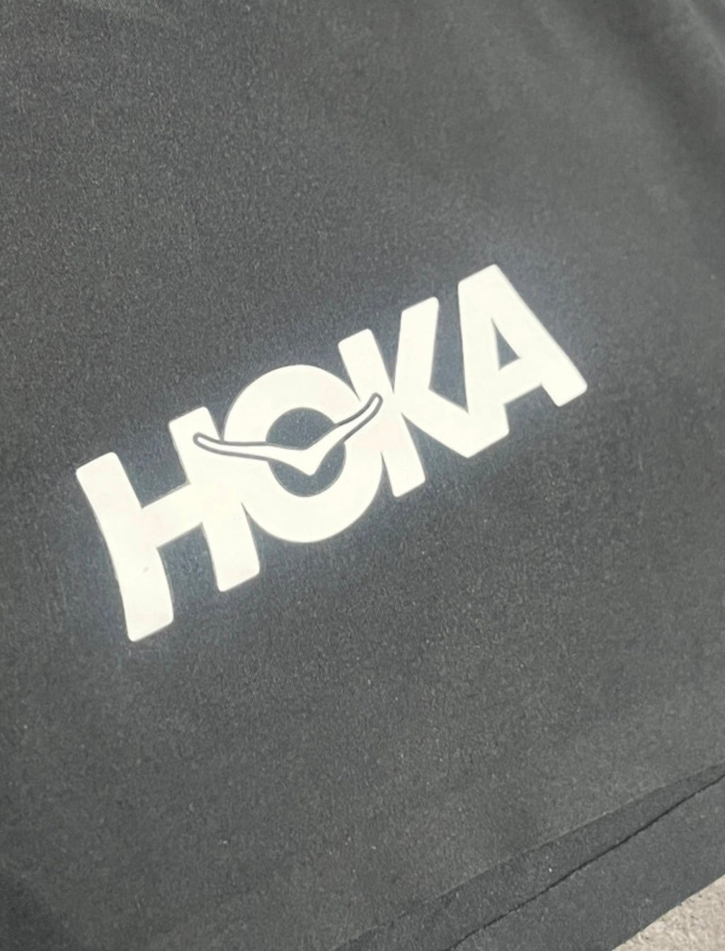 Black Hoka Men’s Glide 7” Running Shorts