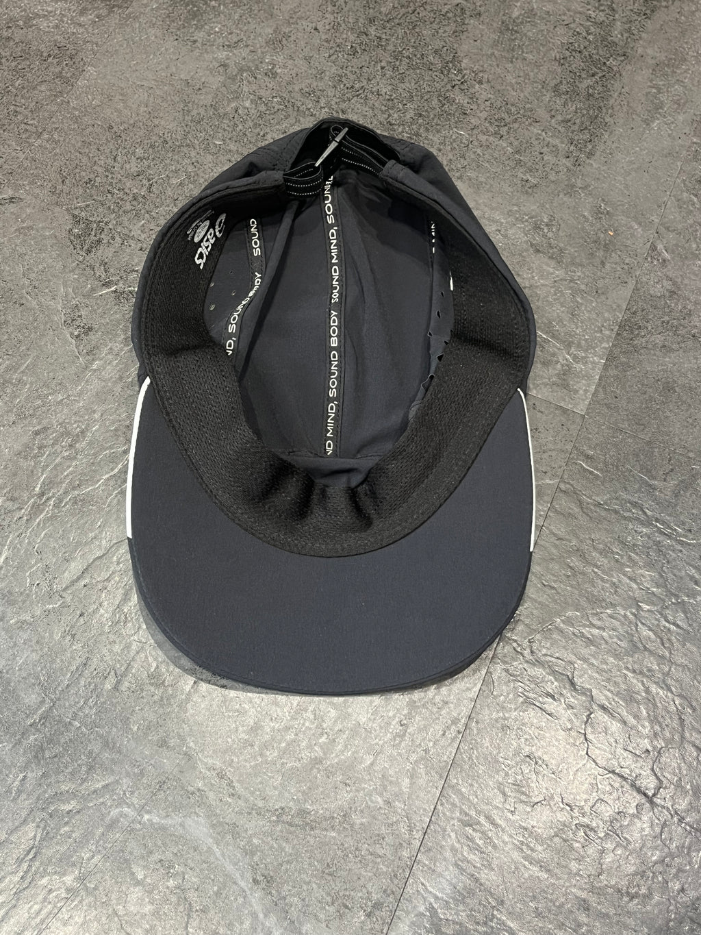 Black ASICS Ultra Lightweight Running Cap