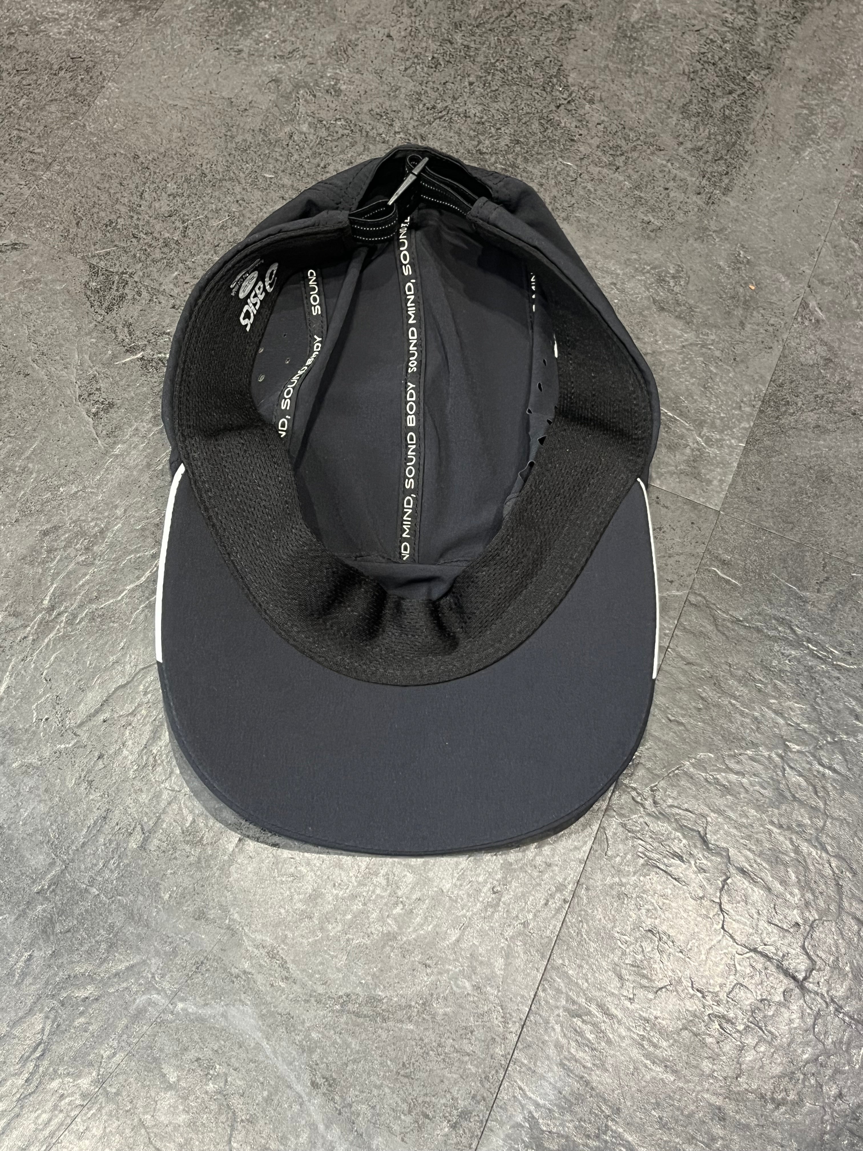 Black ASICS Ultra Lightweight Running Cap