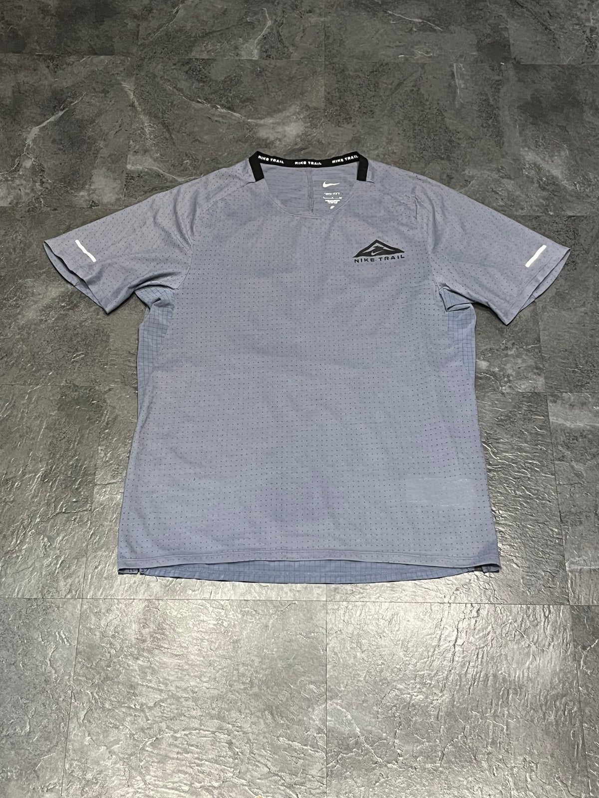 Light Purple Nike Men’s Dri Fit Rise 365 Trail Running T Shirt