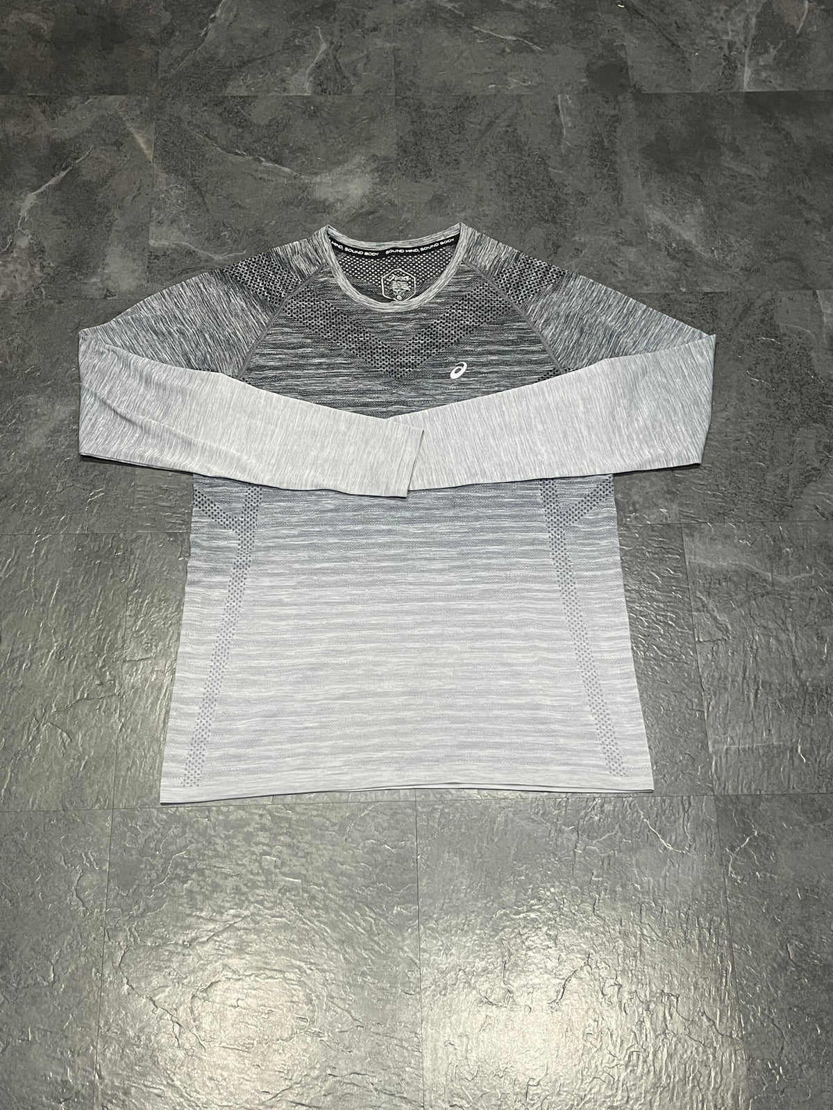 Light Grey Gradient Asics Women’s Actibreeze Seamless Long Sleeve Top
