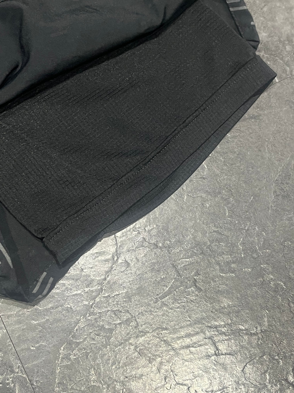 Black & Red Nike Men’s Dri Fit Running Division 5” 2IN1 Running Shorts