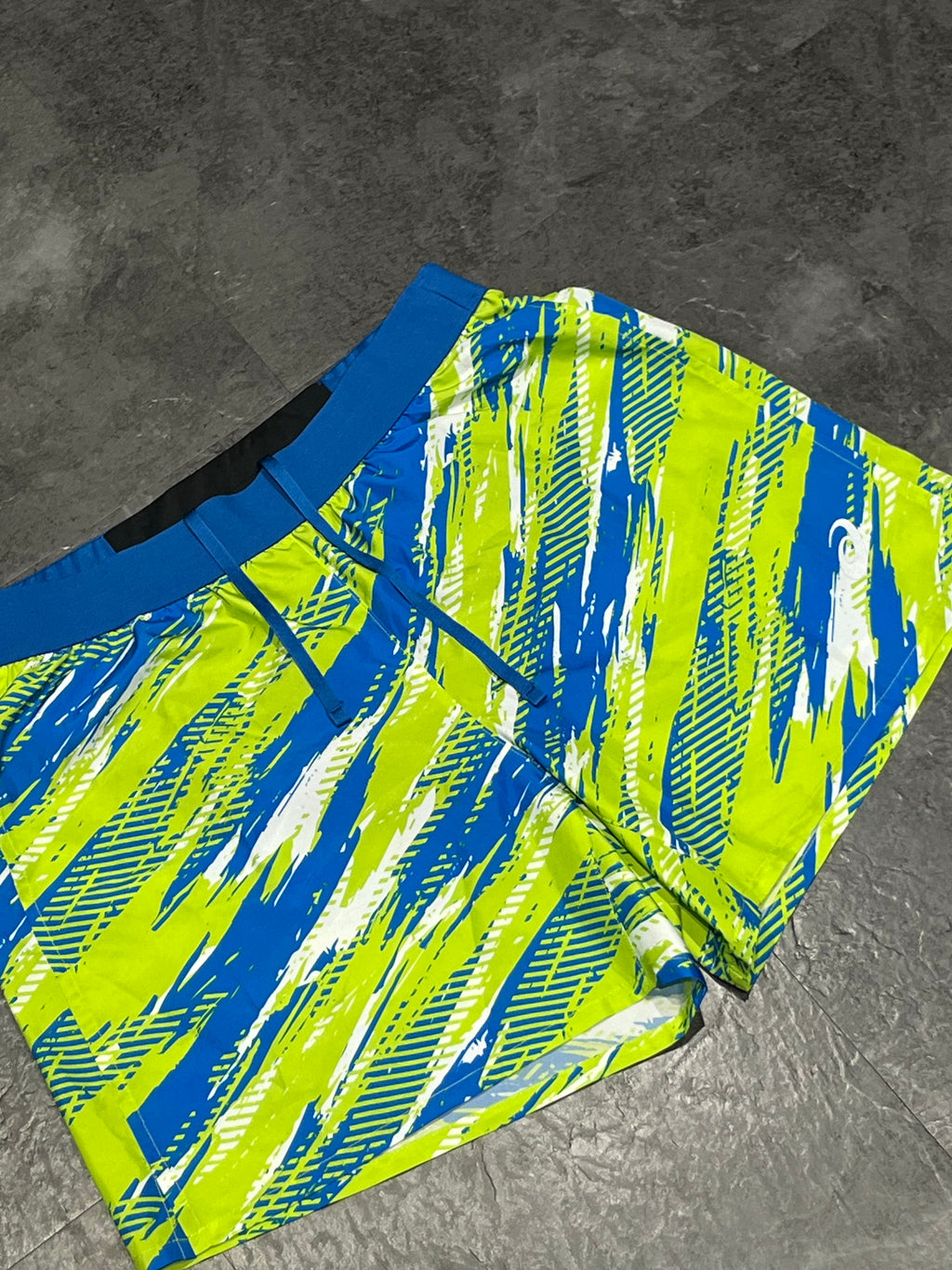 Green & Blue Asics Men’s Color Injection 5” Brief Lined Running Shorts