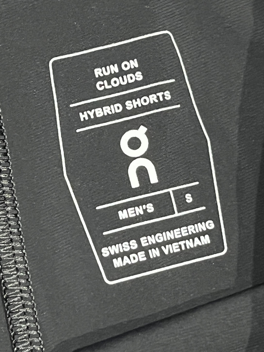 Black On Running Men’s Hybrid Shorts