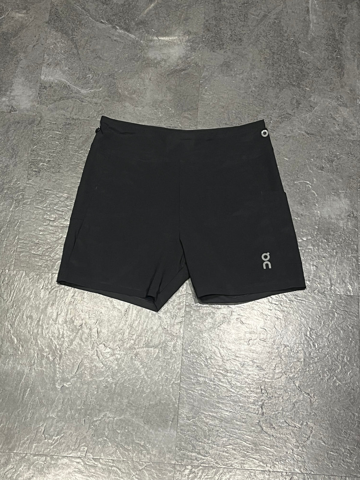 Black On Running Men’s Hybrid Shorts