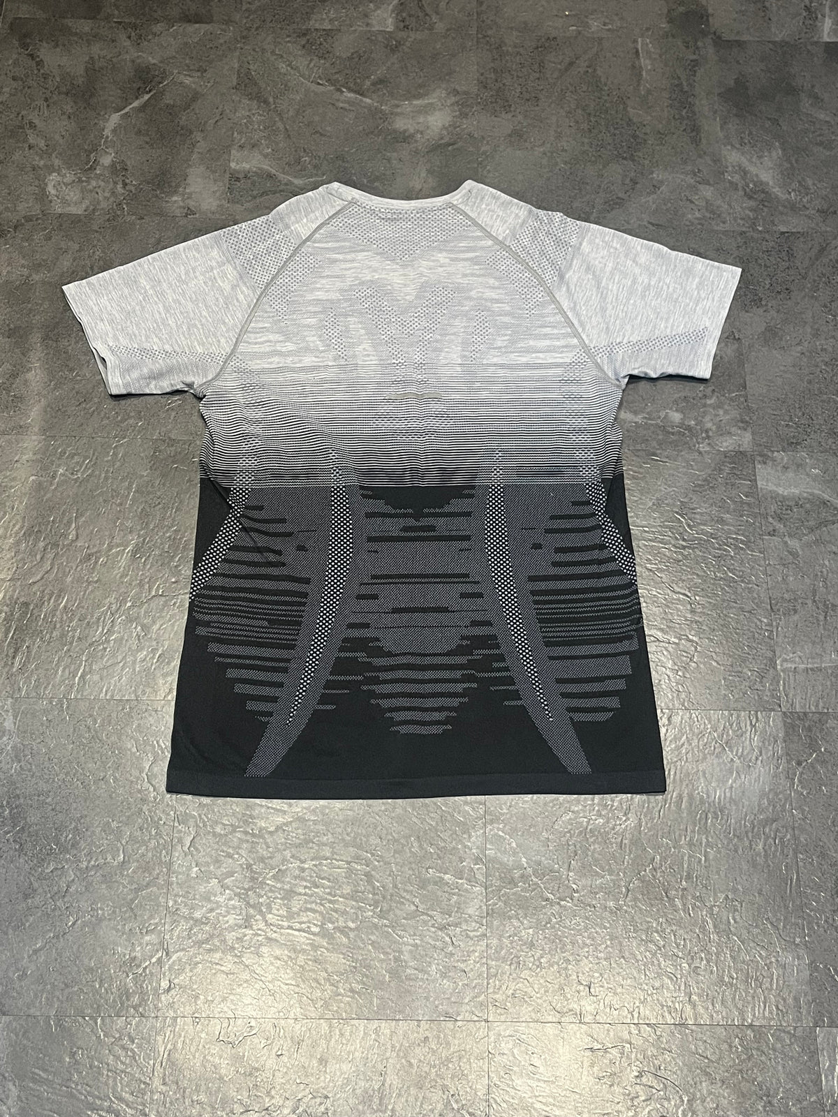 Grey/Black Asics Men’s Actibreeze Seamless Running T Shirt