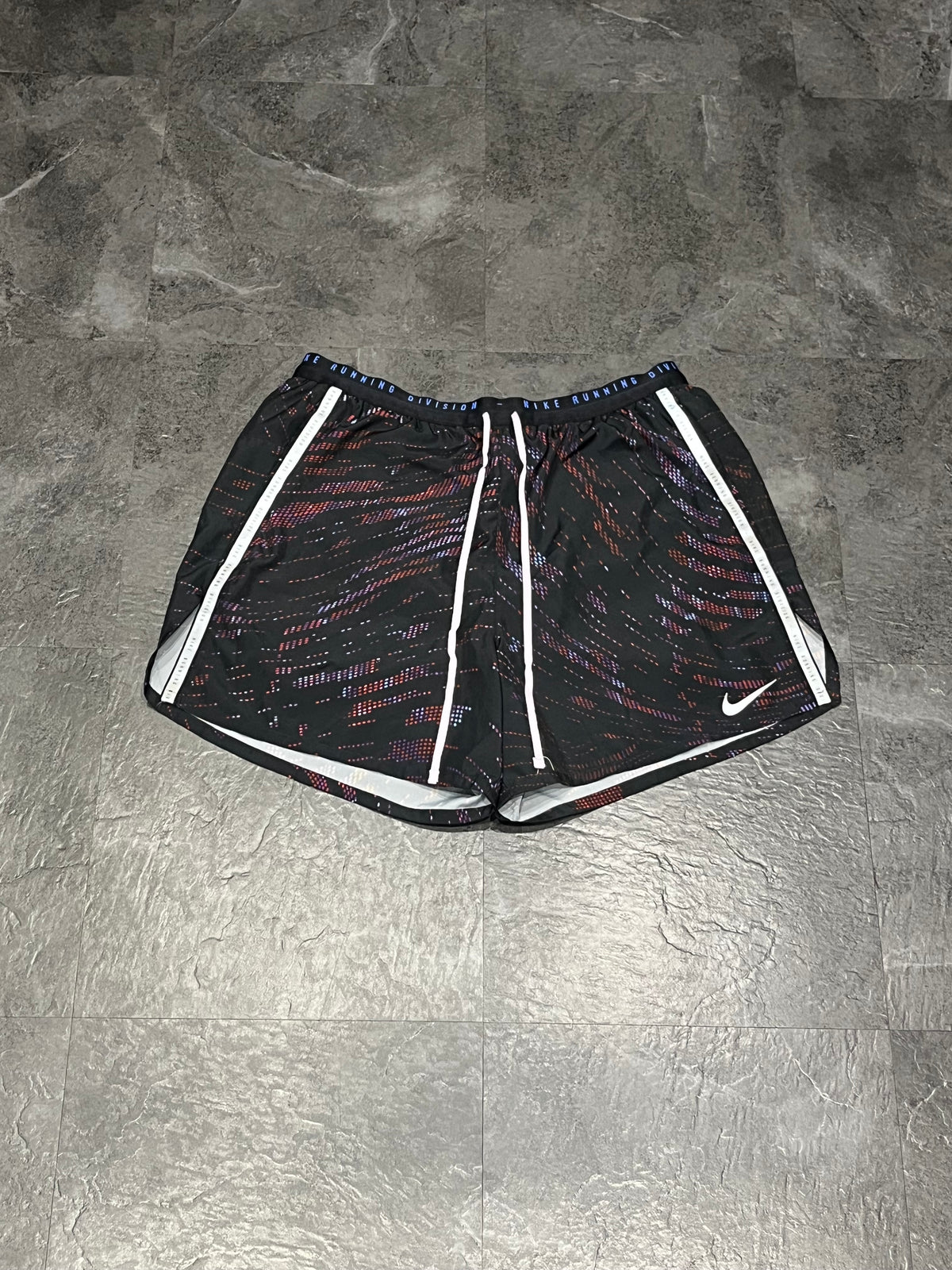 Graphic Nike Men’s Dri Fit Running Division 5” Brief Lined Running Shorts
