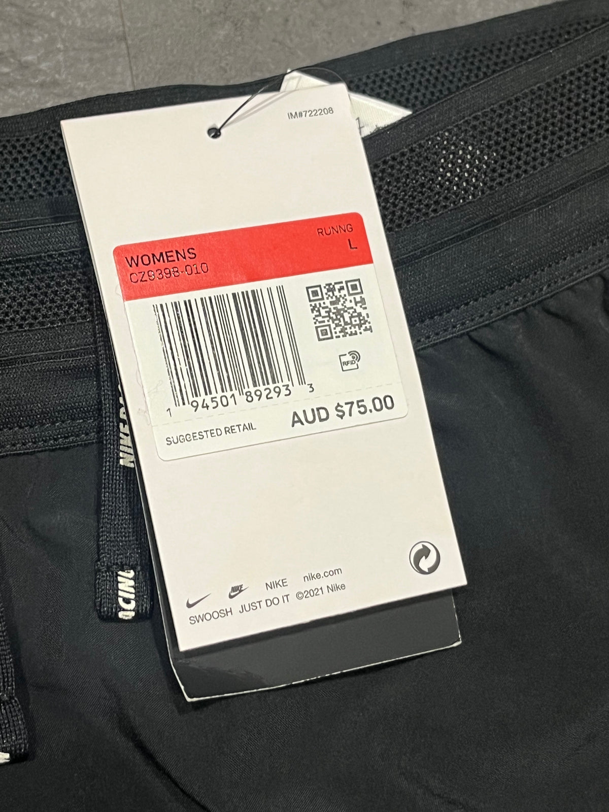 Black Nike Women’s Dri Fit ADV Aeroswift 3” Racing Split Shorts