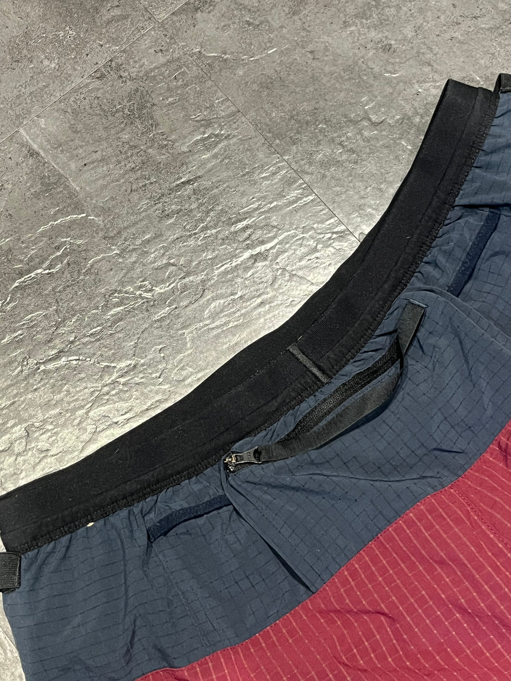 Navy & Burgundy Nike Men’s Dri Fit Trail 5” Brief Lined Running Shorts