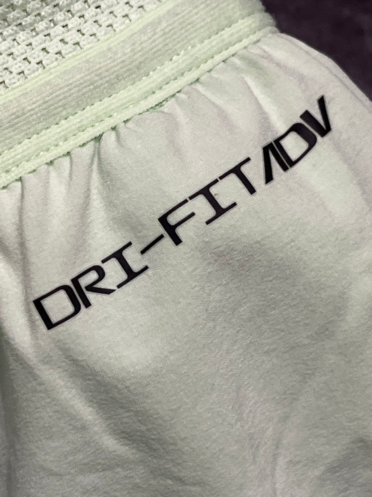 Vapour Green Nike Men’s Dri Fit ADV Aeroswift 4” Racing Split Shorts