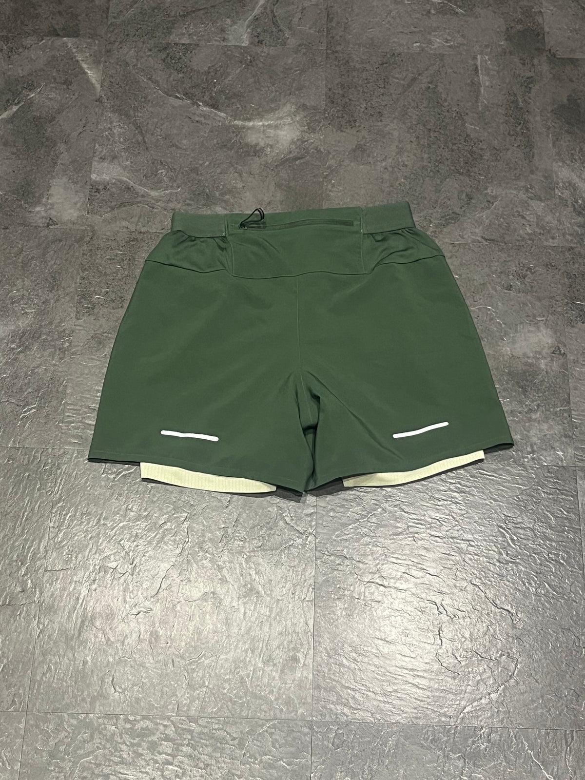 Green & Beige Asics Men’s Road 2in1 5” Running Shorts