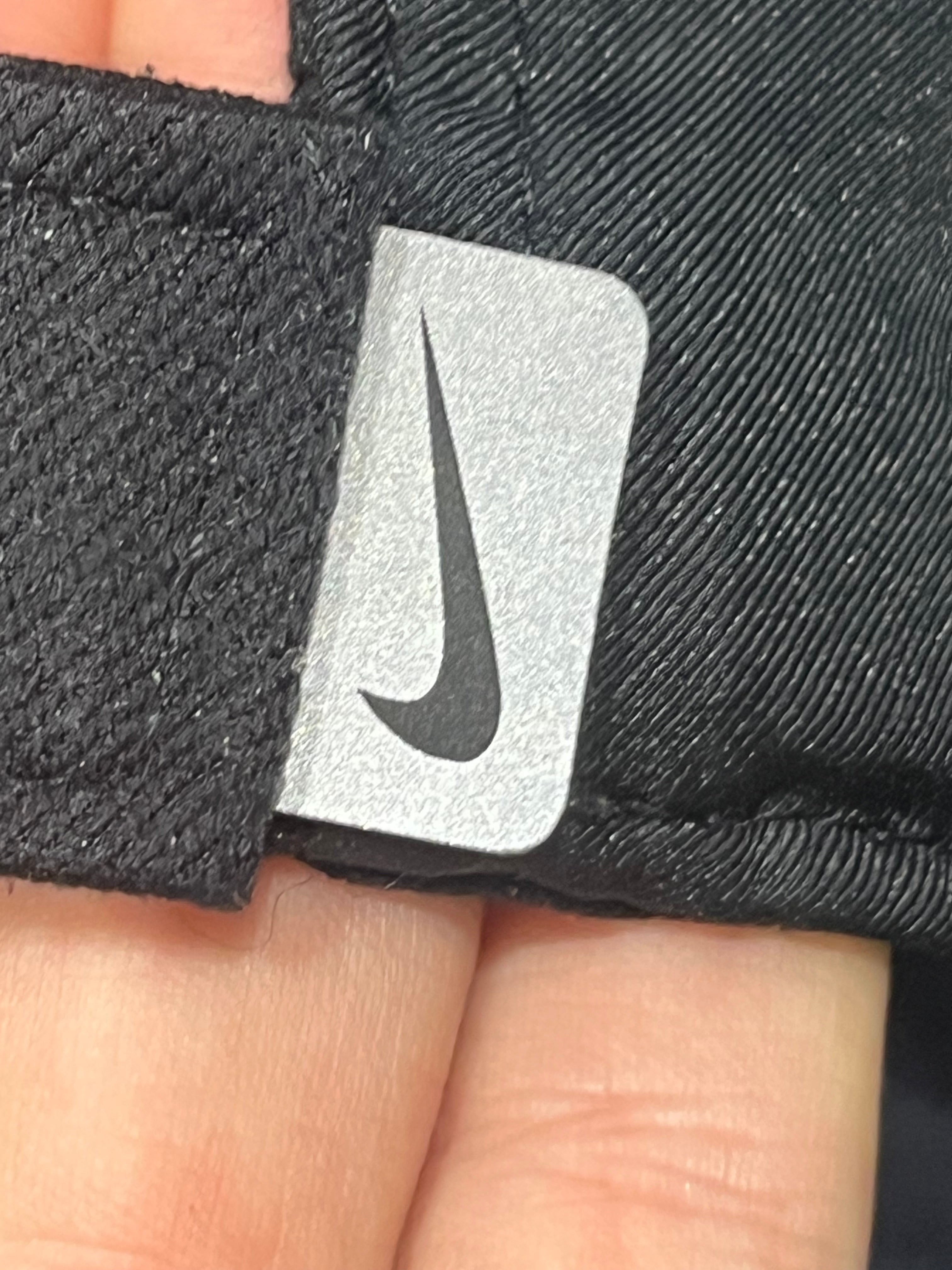 Black Nike Dri Fit Featherlight Running Cap