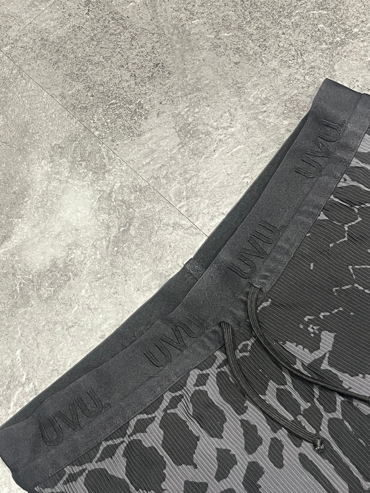 Black / Grey UVU Men’s Berlin 24’ Racing 1/2 Tights