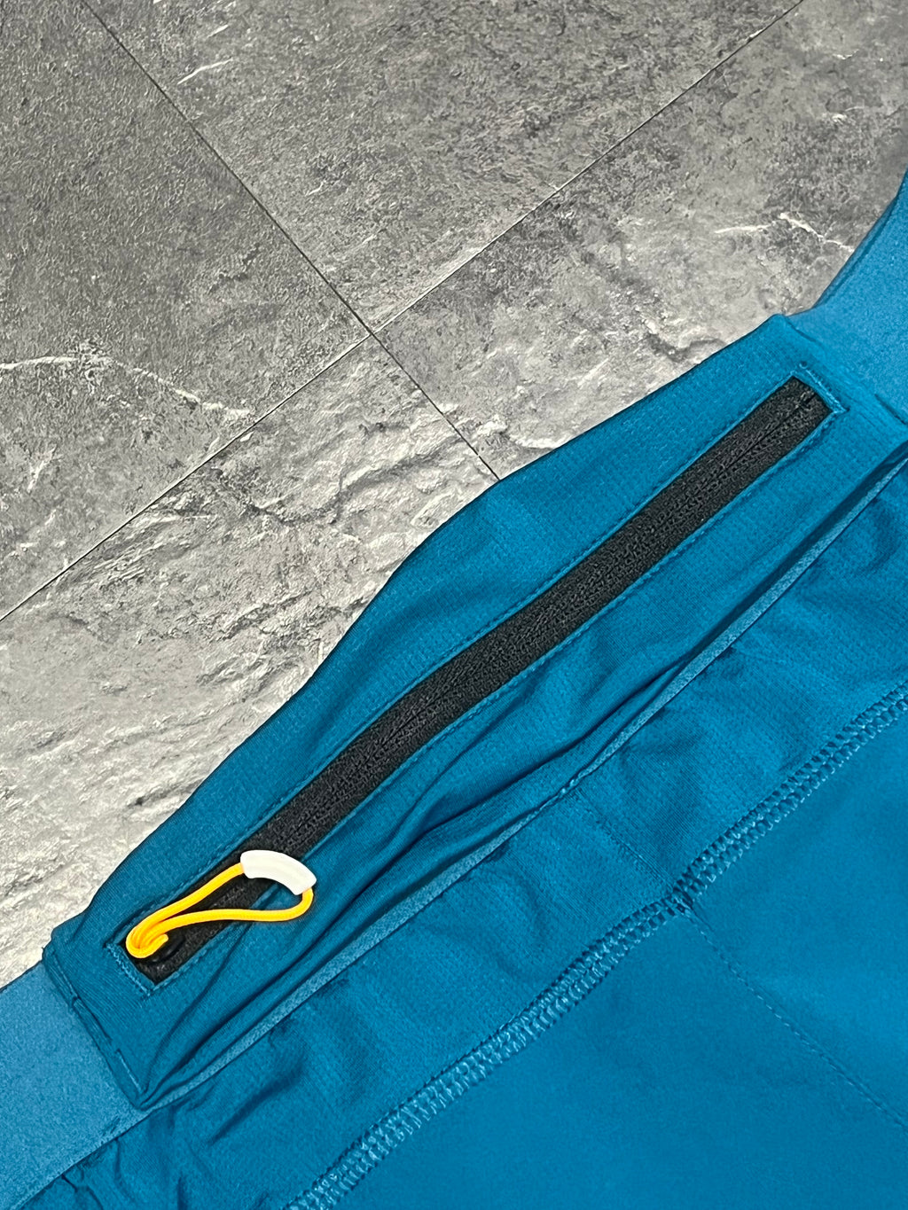 Blue ASICS Men’s Actibreeze 5” Road Running Shorts