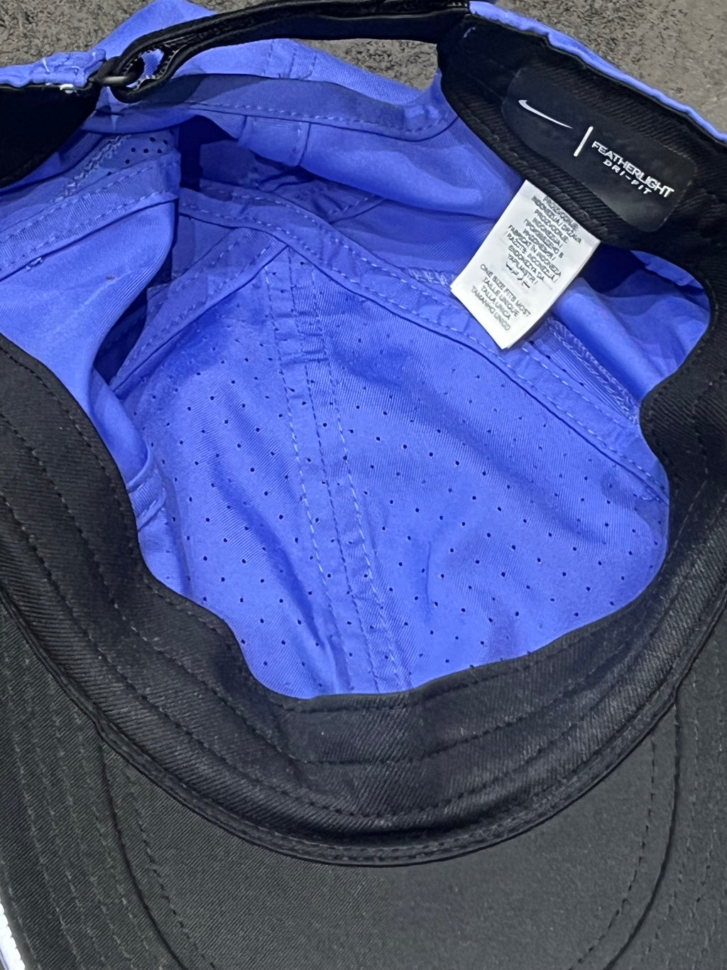 Vivid Blue Nike Dri Fit Featherlight Running Cap