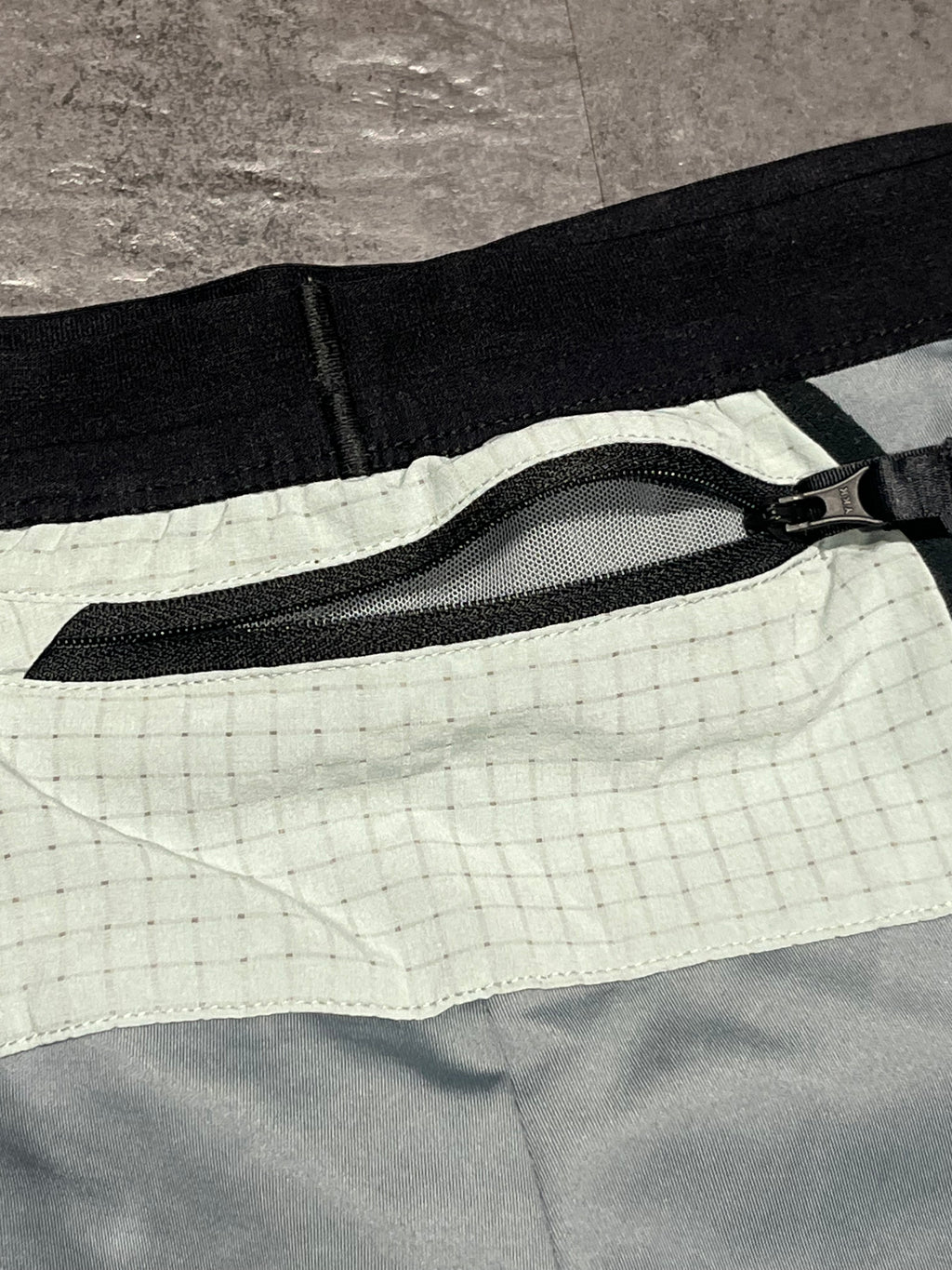 Grey Nike Mens Dri Fit Trail Running 1/2 Tights