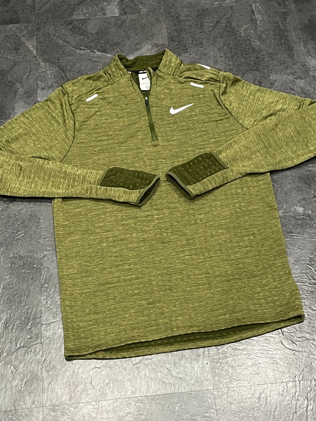 Green Nike Mens Therma Fit Repel Element 1/2 Zip Top
