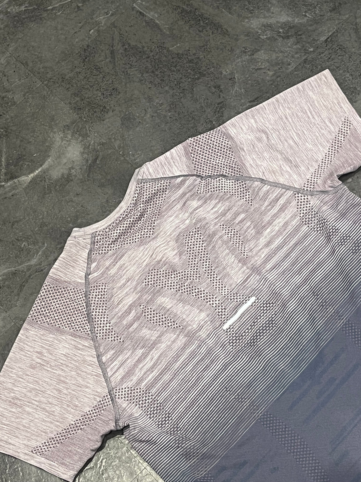 Lavender ASICS Men’s Actibreeze Seamless Running T Shirt