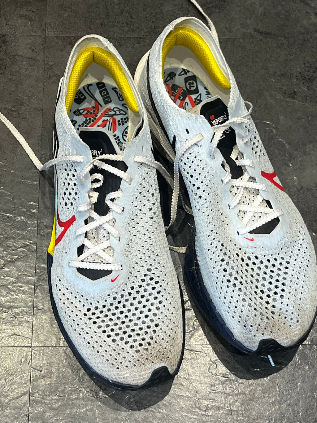 Nike Vaporfly 3 - Size 8.5