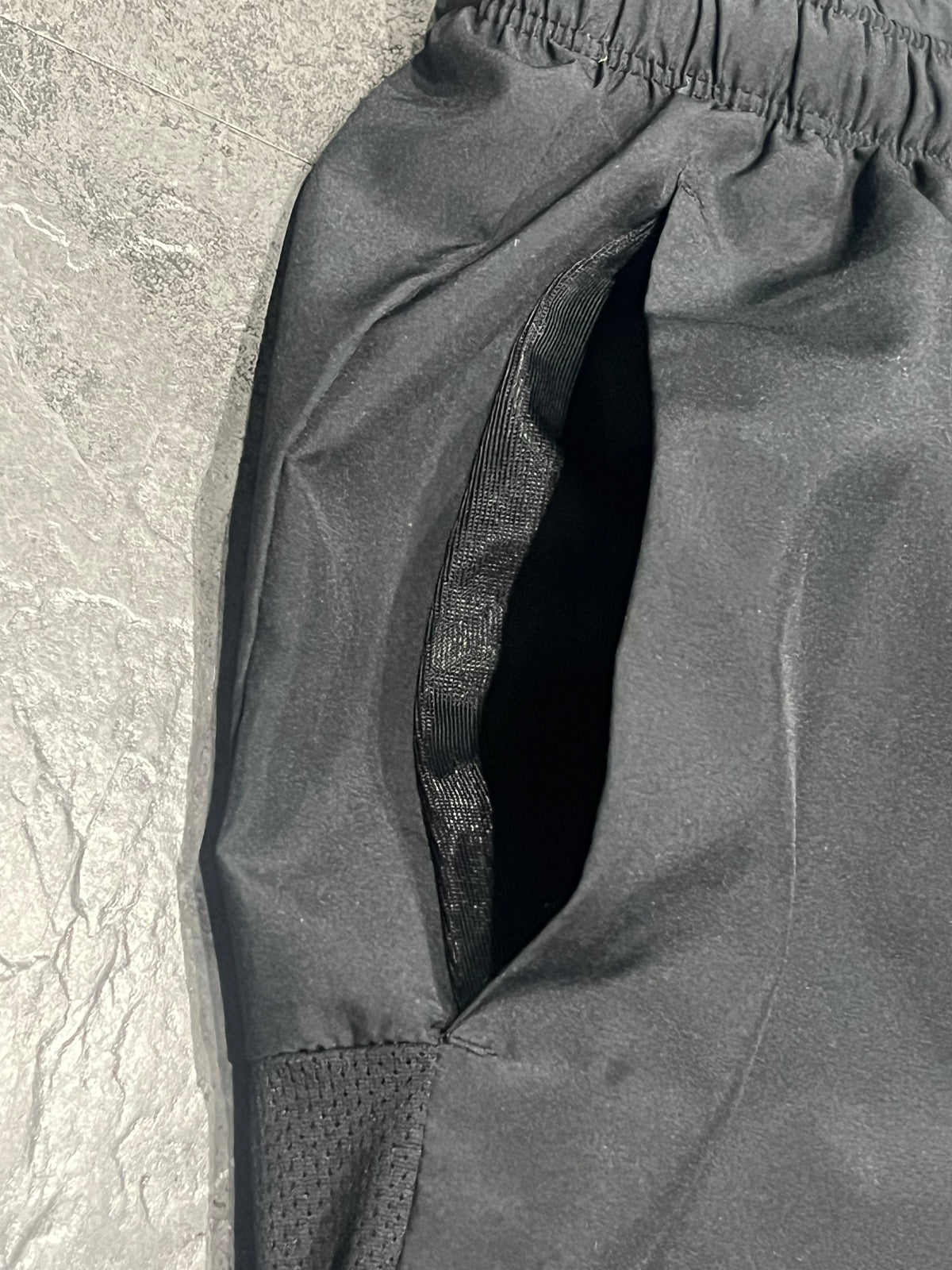 Black Nike Men’s Dri Fit Challenger 7” Brief Lined Running Shorts