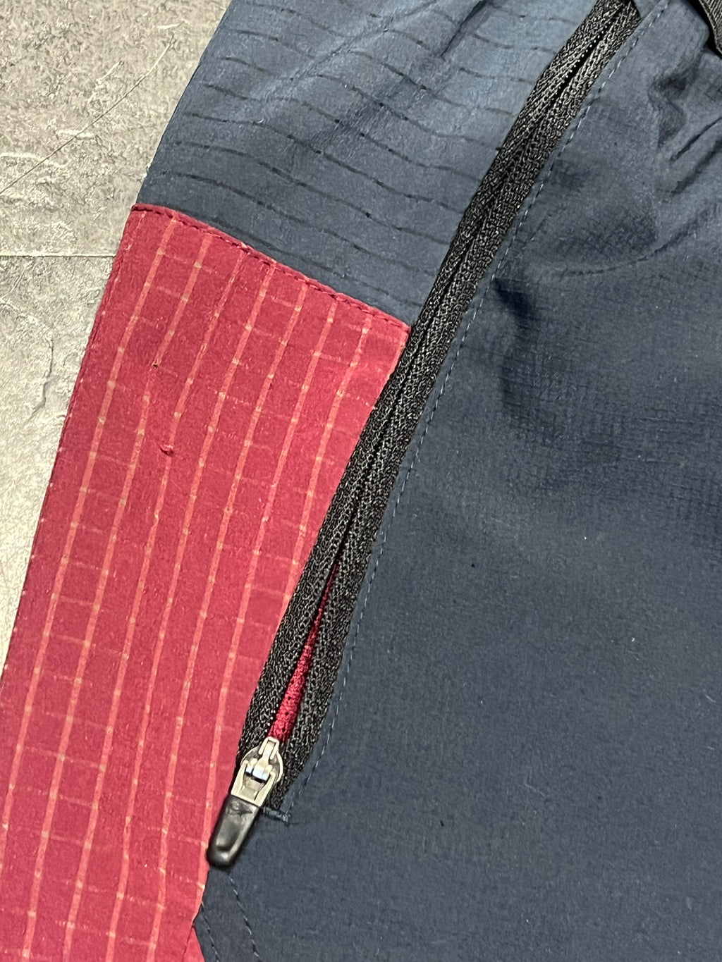 Navy & Burgundy Nike Men’s Dri Fit Trail 5” Brief Lined Running Shorts