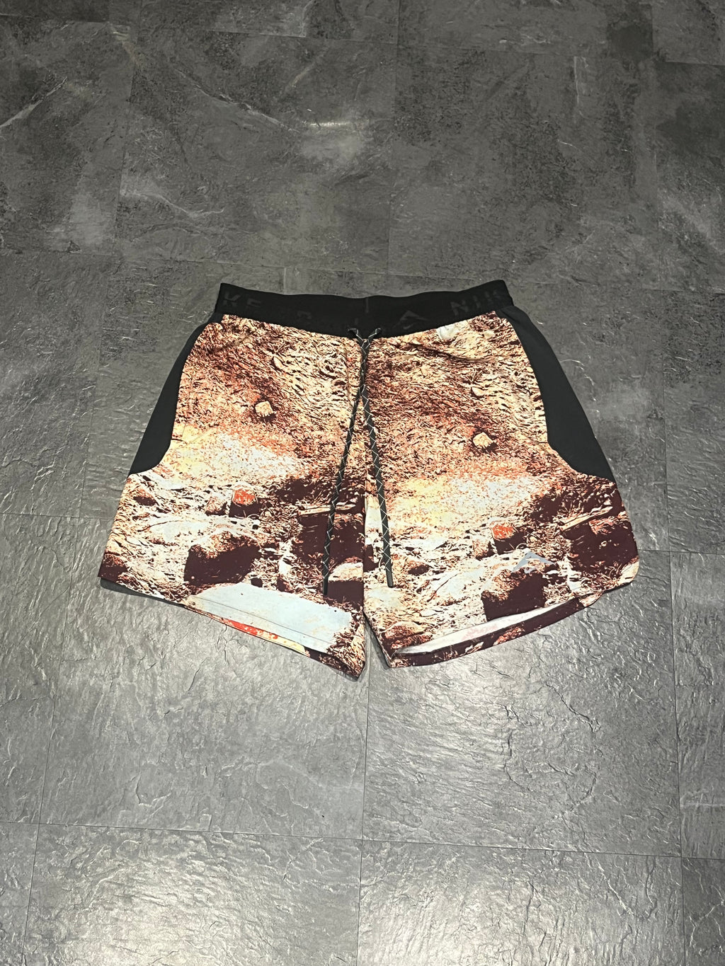 Graphic Design Nike Men’s Dri Fit Trail 6” Brief Lined Running Shorts