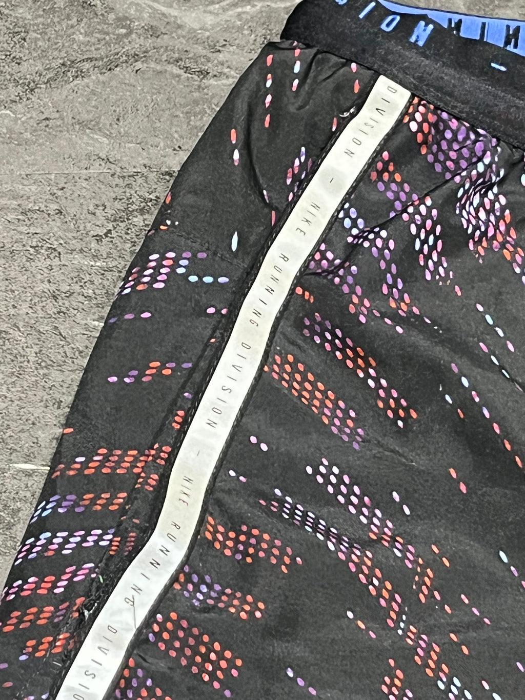 Graphic Nike Men’s Dri Fit Running Division 5” Running Shorts
