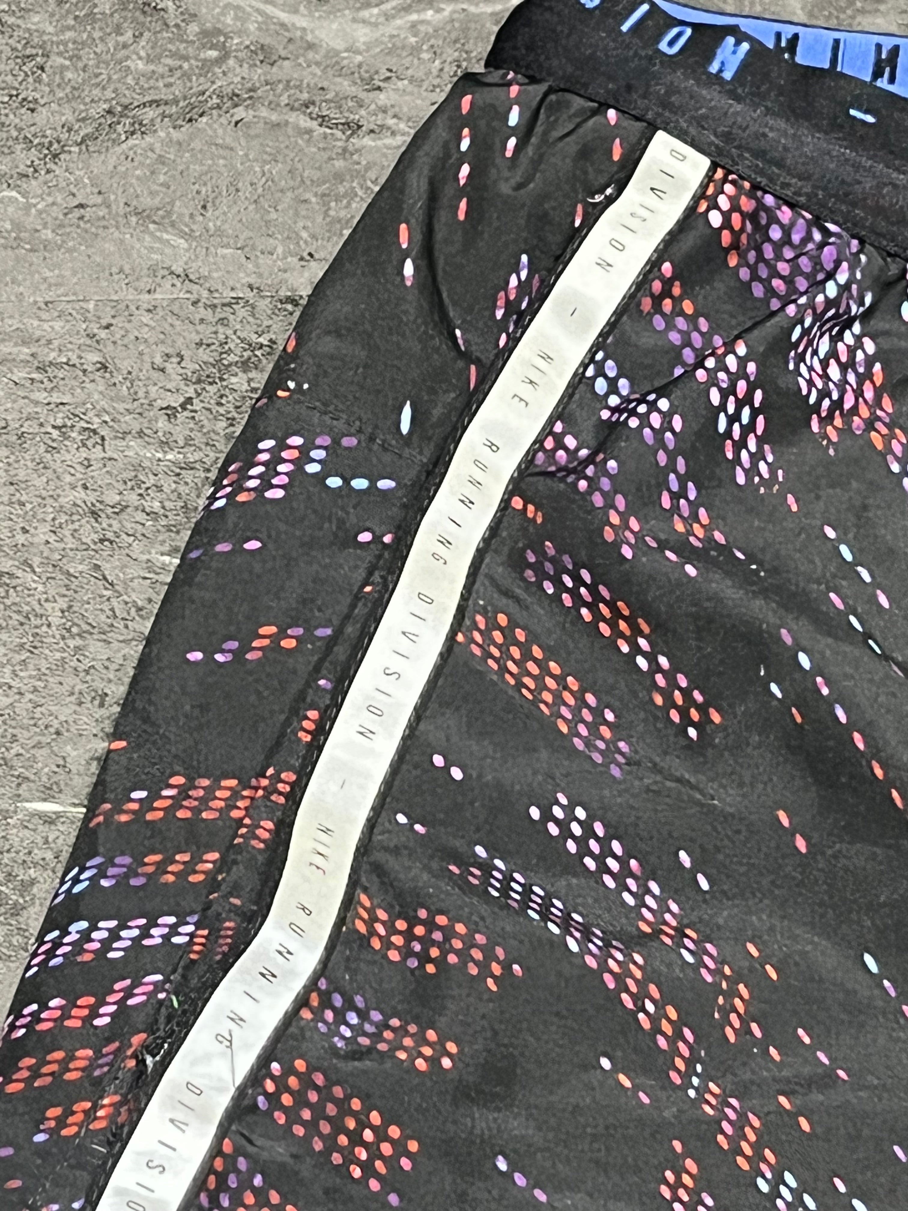 Graphic Nike Men’s Dri Fit Running Division 5” Running Shorts