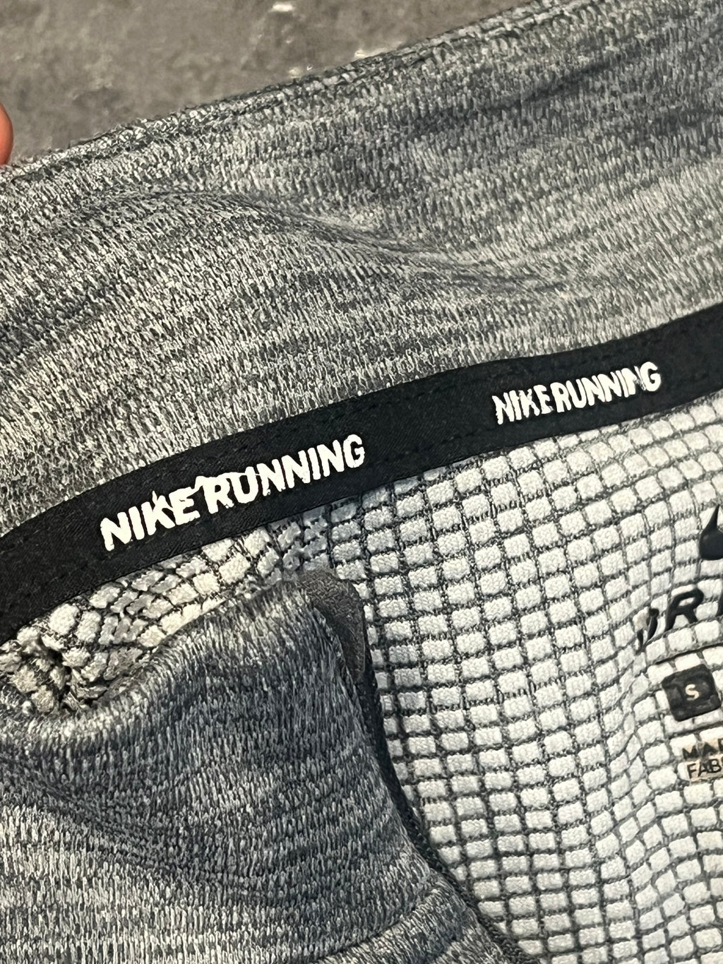 Grey Nike Men’s Dri Fit Pacer 1/2 Zip Top