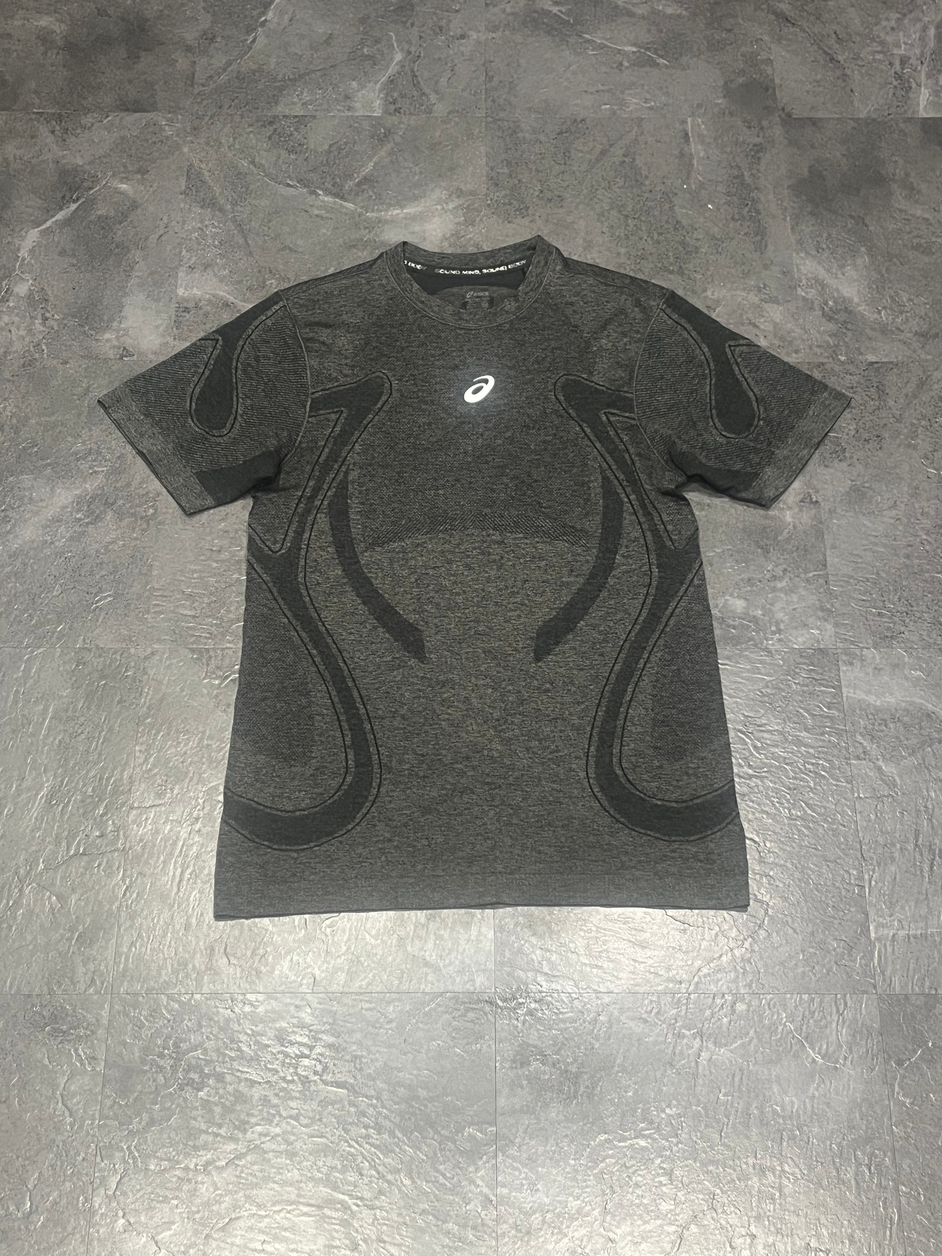 Black/Dark Grey Asics Men’s Seamless SS Running T Shirt