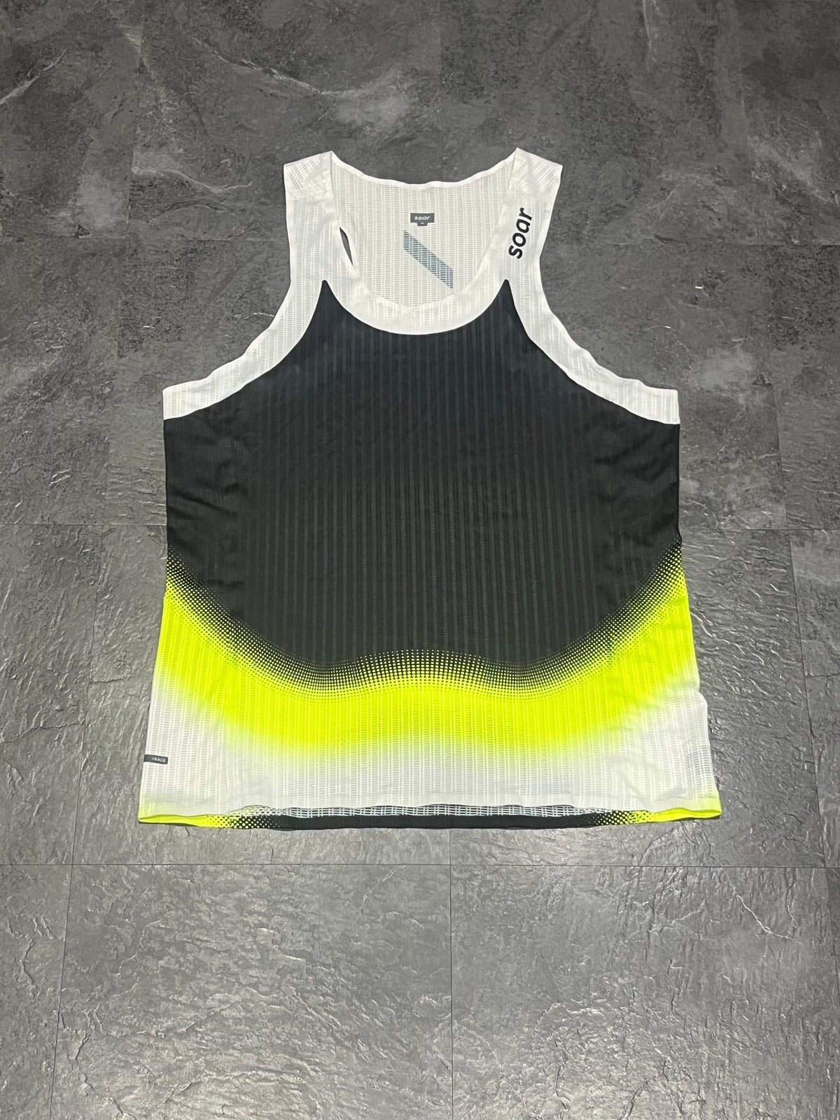 Black/White/Yellow SOAR Men’s 2.0 Race Singlet