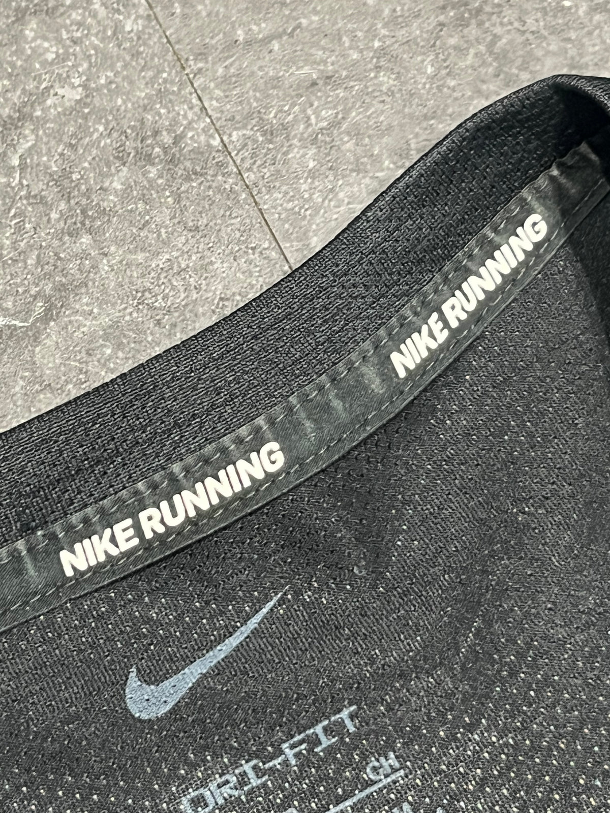 Black Nike Men’s Dri Fit Miler Long Sleeve Running Top