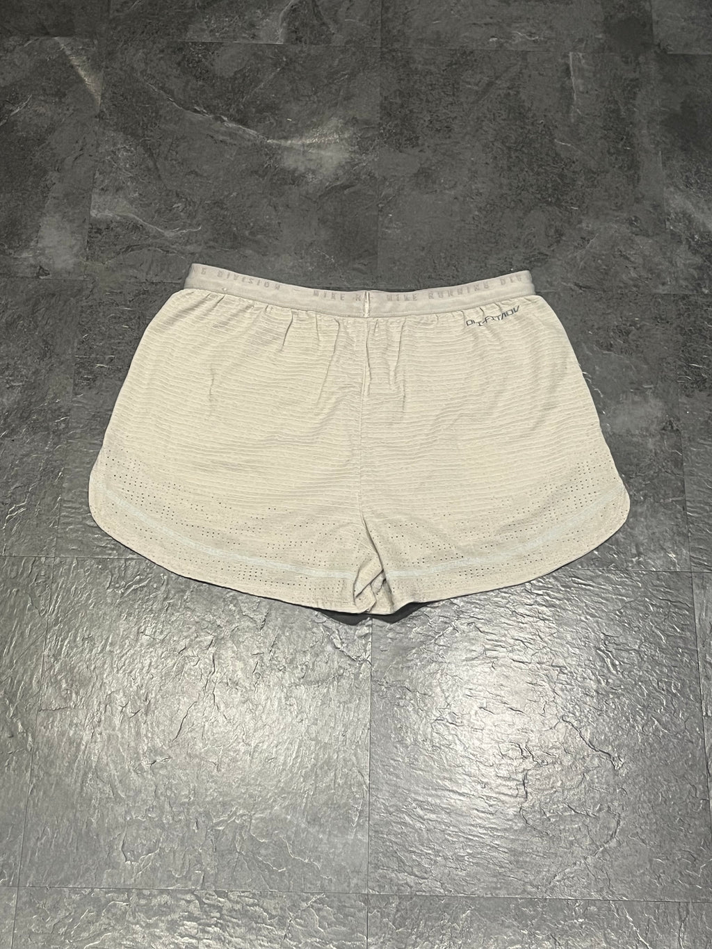 Light Grey / Beige Nike Men’s Dri Fit ADV Running Division Pinnacle 3” Shorts
