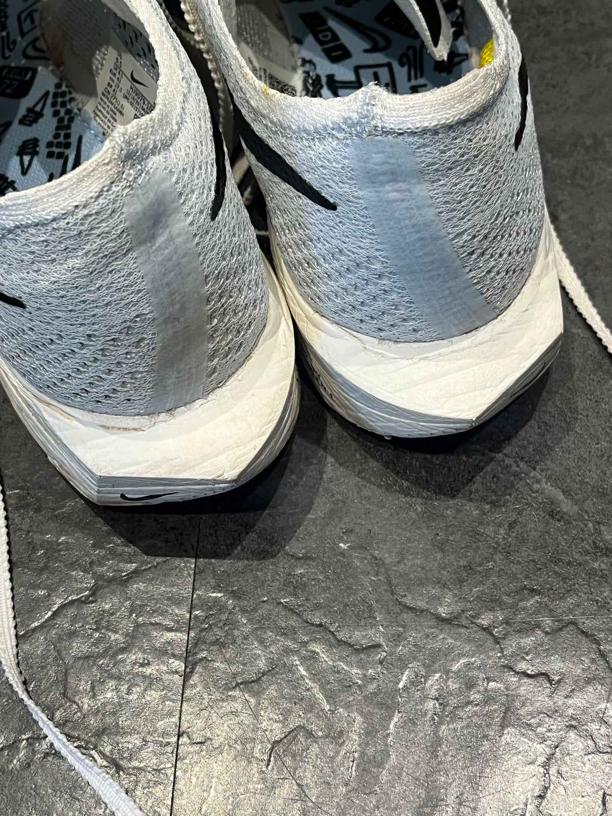 Nike Vaporfly 3 - Size 8.5