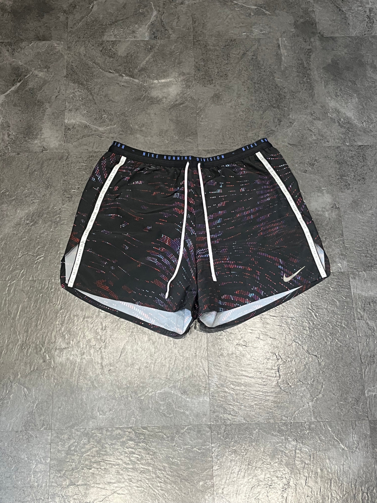 Graphic Nike Men’s Dri Fit Running Division 5” Brief Lined Running Shorts