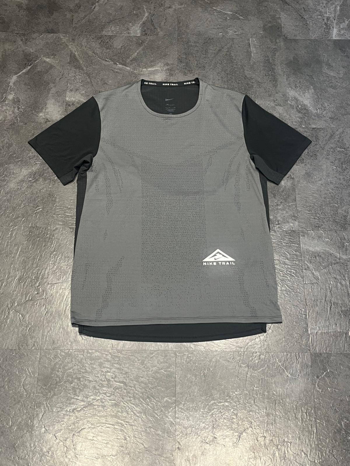 Black & Grey Nike Men’s Dri Fit Rise 365 Trail Running T Shirt