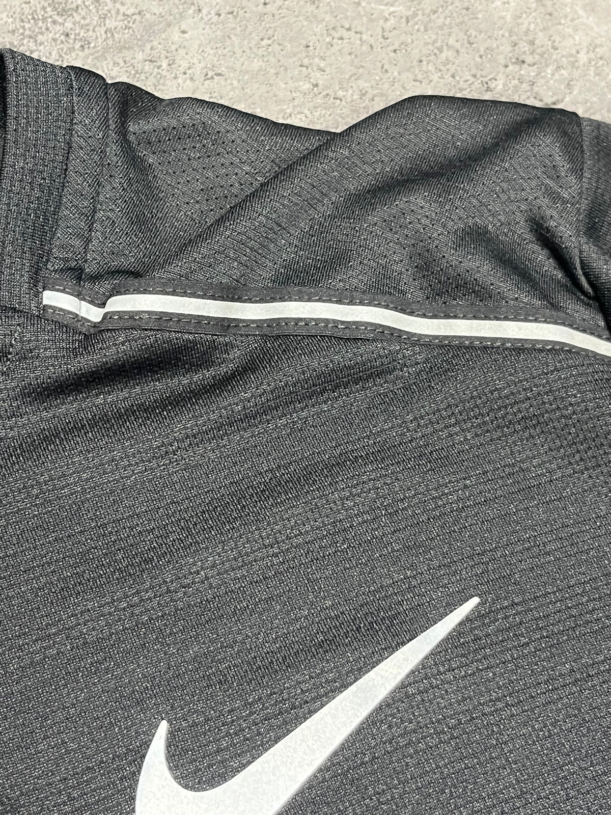 Black Nike Men’s Dri Fit Miler Long Sleeve Running Top