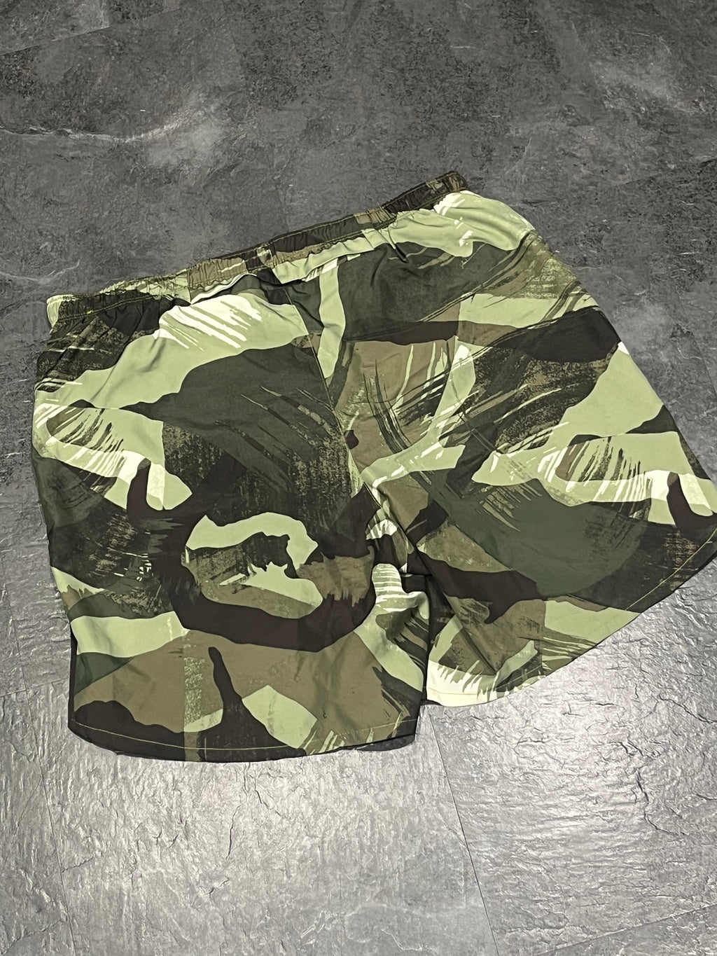 Green Camo Nike Men’s Dri Fit Challenger 7” Brief Lined Running Shorts