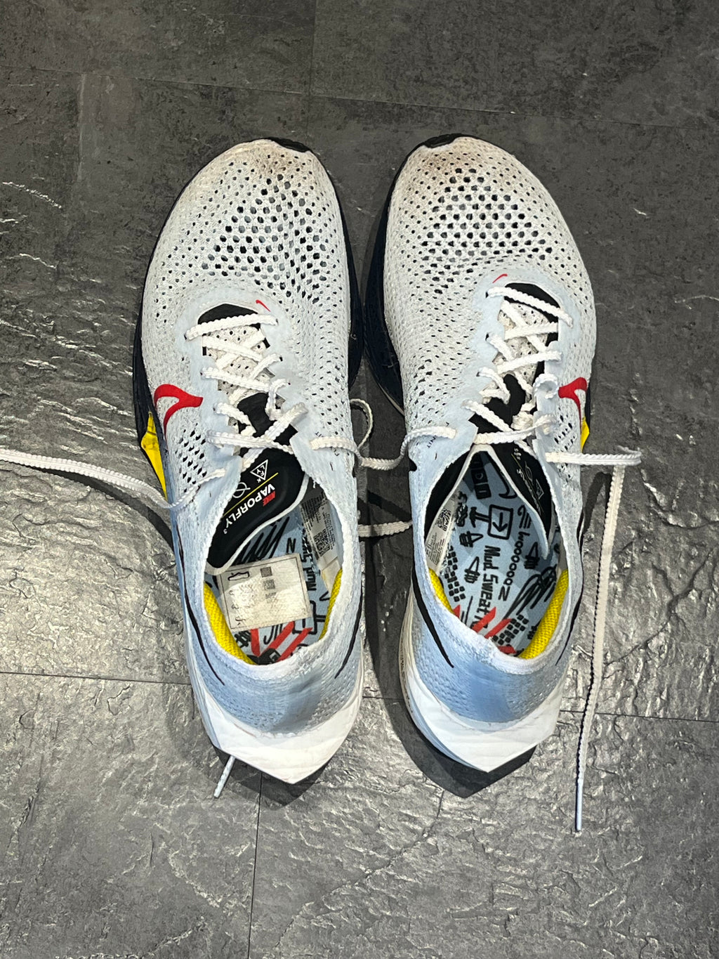 Nike Vaporfly 3 - Size 8.5