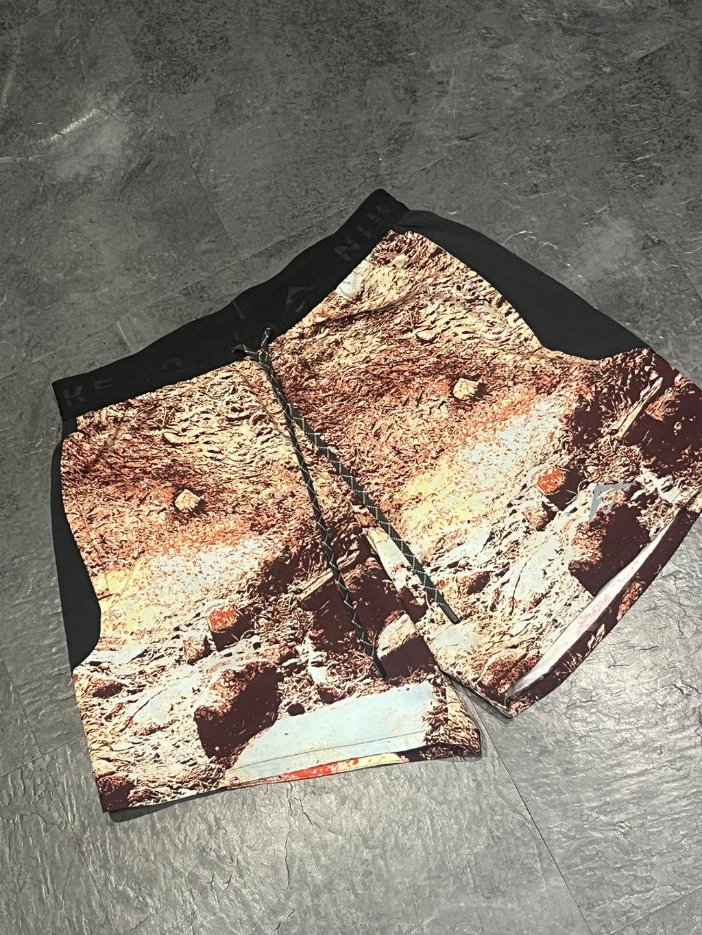 Graphic Design Nike Men’s Dri Fit Trail 6” Brief Lined Running Shorts