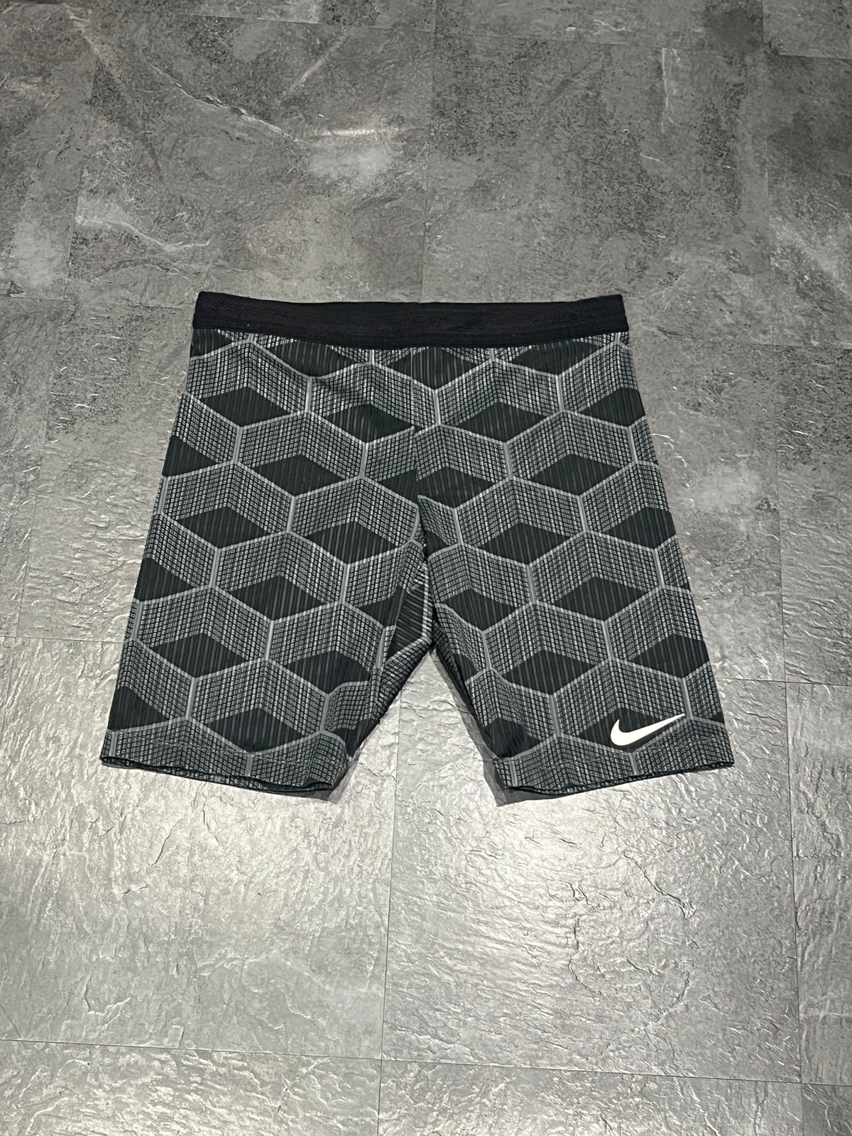 Black / Grey Nike Men’s Team Kenya Aeroswift Racing 1/2 Tights