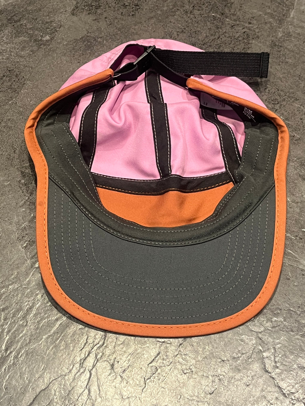 Light Magenta / Dusty Peach Nike Fly Unstructured Running Cap - Unisex
