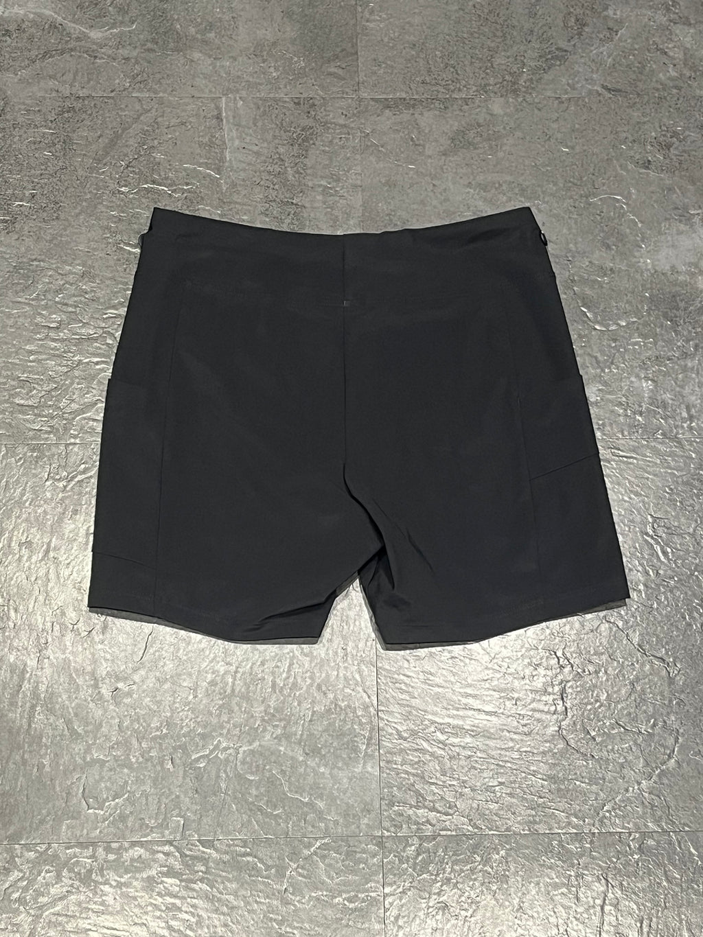 Black On Running Men’s Hybrid Shorts