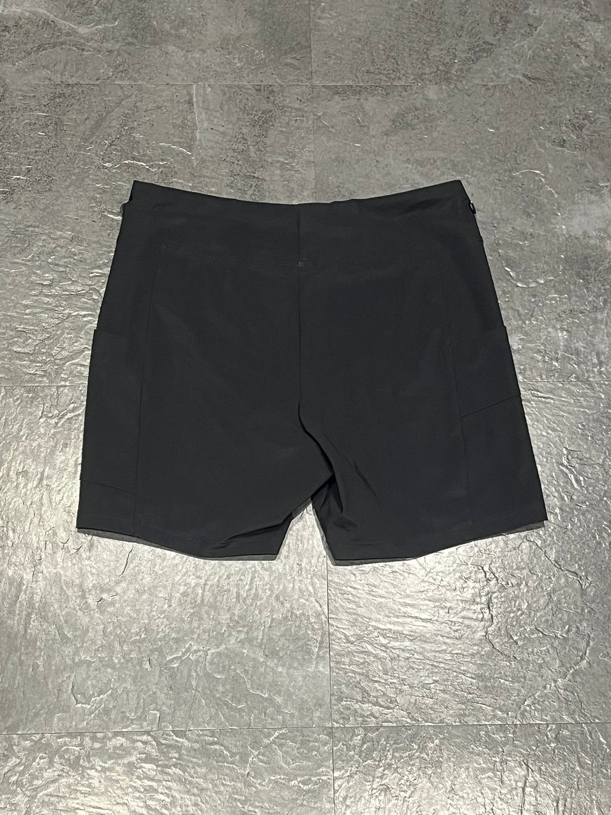 Black On Running Men’s Hybrid Shorts