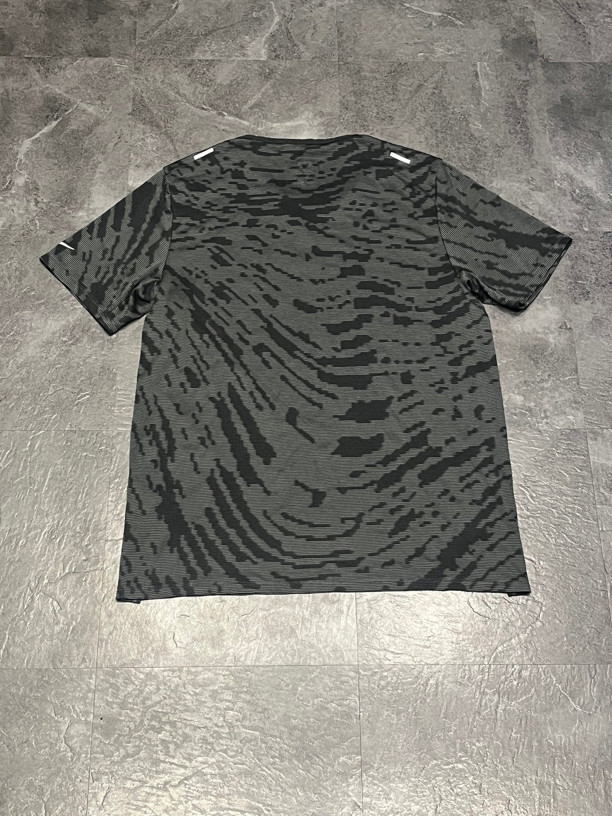 Black/Grey Camo Nike Men’s Dri Fit Rise 365 Running Division T Shirt