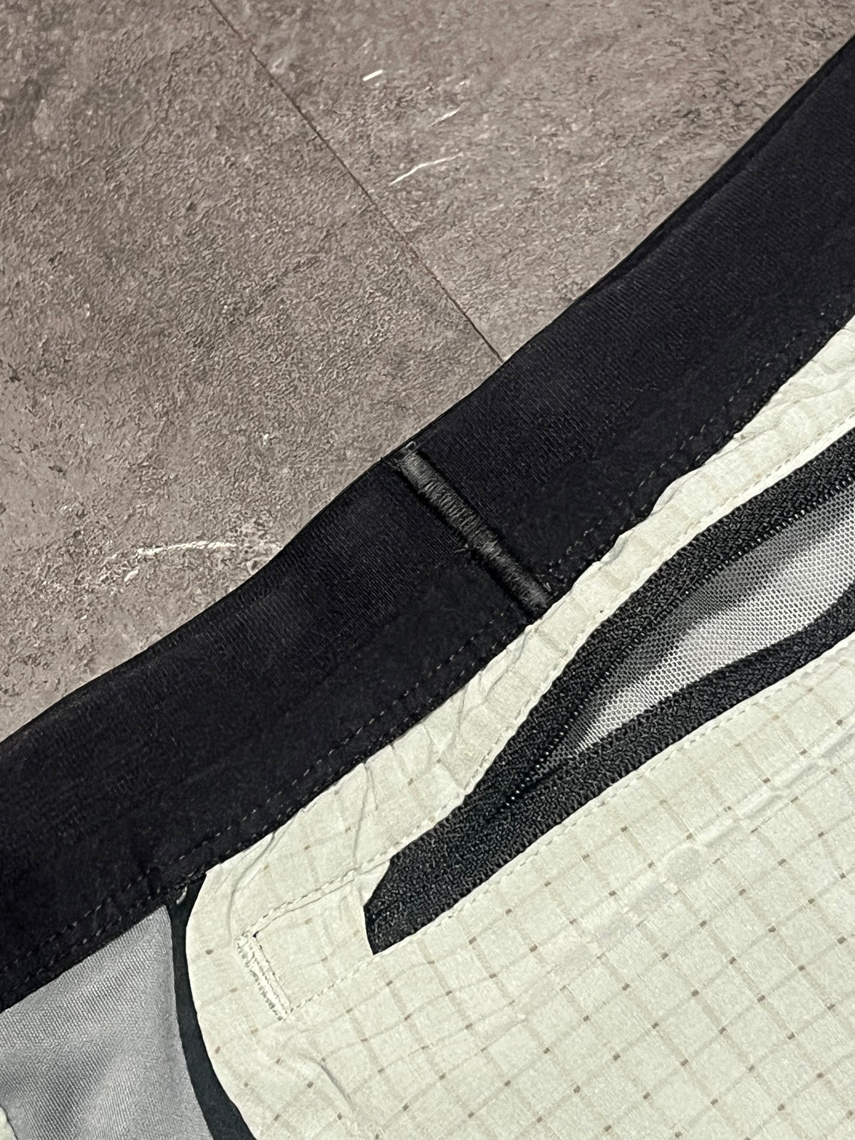 Grey Nike Men’s Dri Fit Trail Racing 1/2 Tights