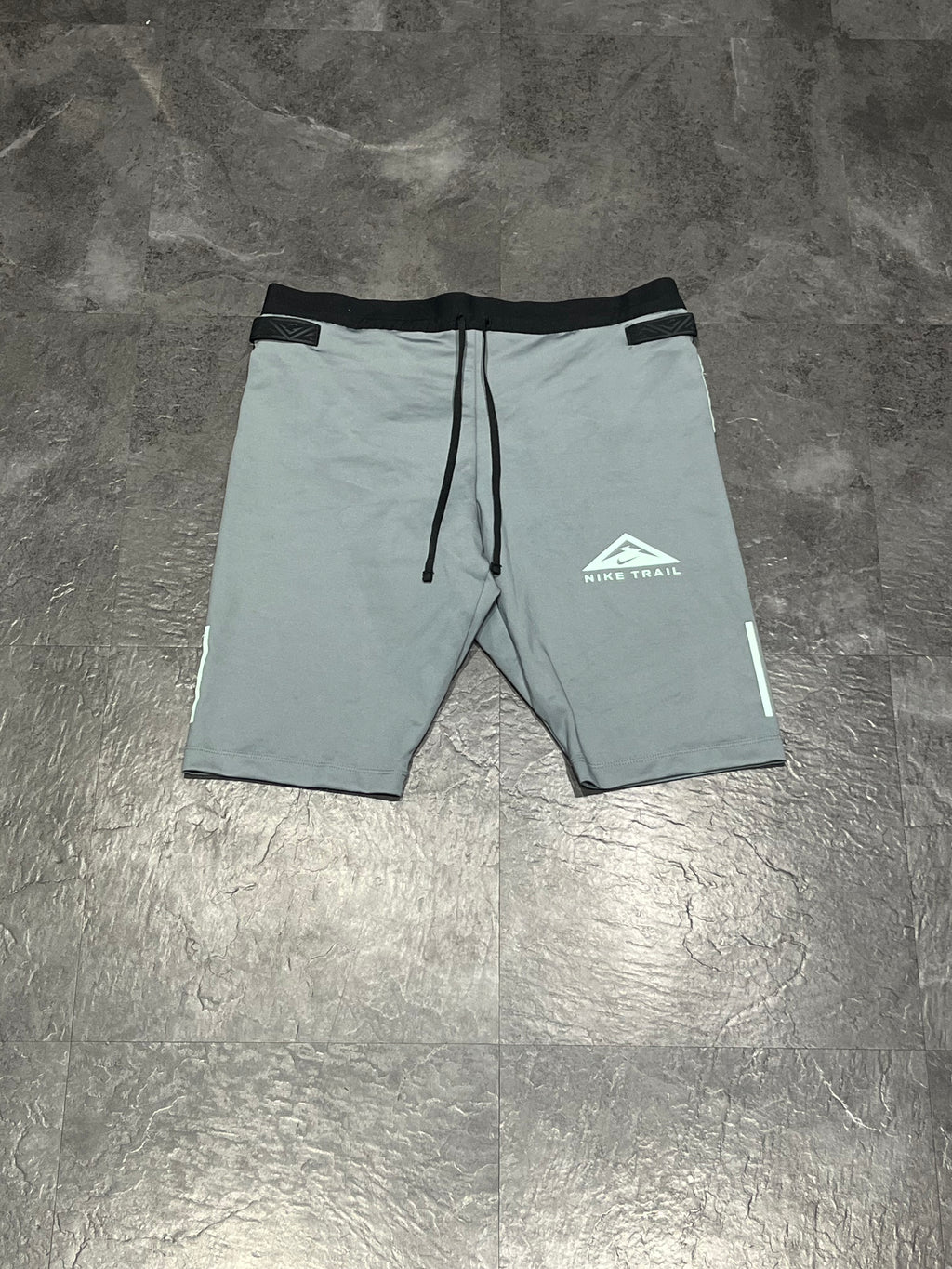 Grey Nike Mens Dri Fit Trail Running 1/2 Tights