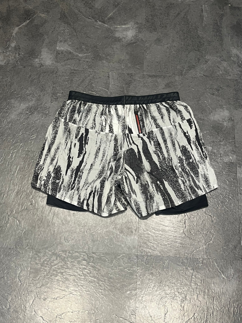 Black/White Nike Men’s Dri Fit Wild Run 2in1 Shorts